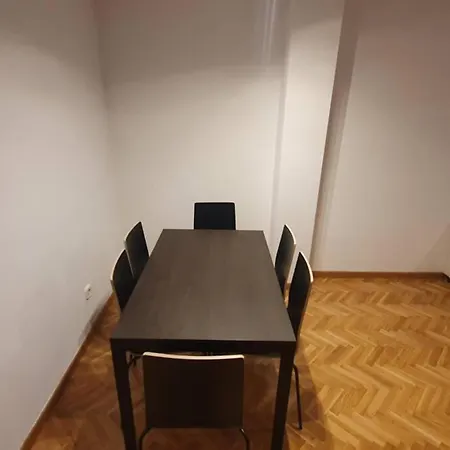 Apto Los Prados Con Wifi Y Garaje- Para 3-5 Personas Apartmán