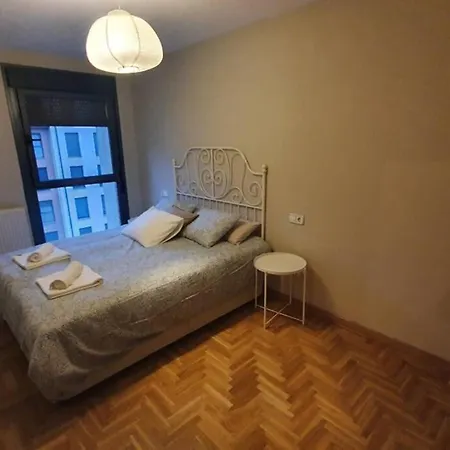 Apto Los Prados Con Wifi Y Garaje- Para 3-5 Personas Apartmán Oviedo